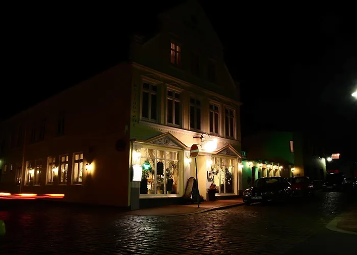 Hotel Zur Muehle Hotel 2*